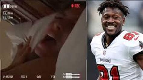 antonio brown leaks|Antonio Brown says his Snapchat was hacked after explicit photo